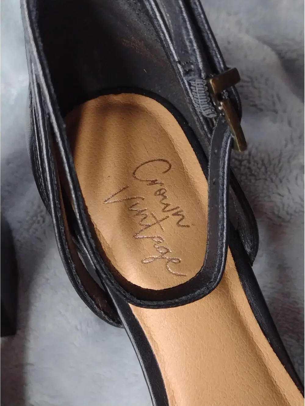 CROWN VINTAGE Vavi Black Tan Leopard Print Ankle Strap Block Heel D’orsay Pumps - Picture 2 of 8